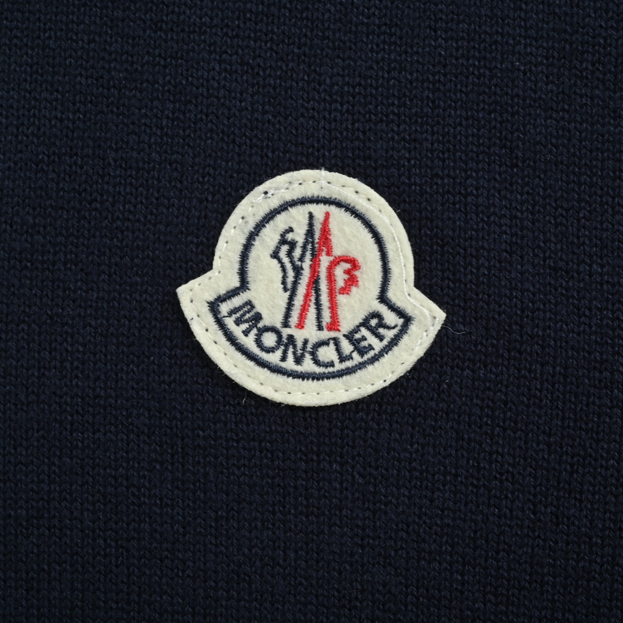 MONCLER/蒙口MC 小标Logo 半拉链针织毛衣