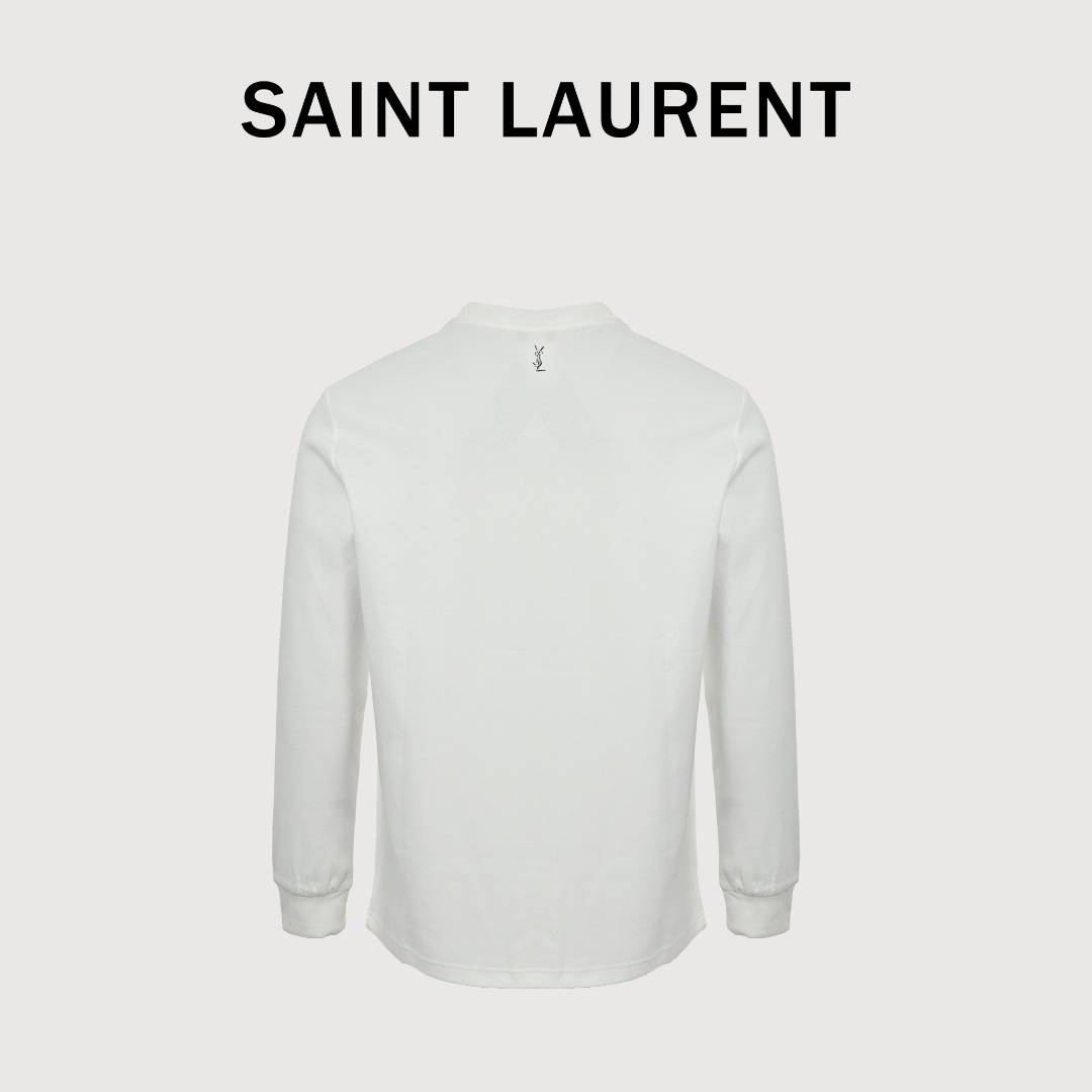 本地自取💰160
SAINT LAURENT/圣罗兰 25Fw 胸口字母logo刺绣长袖T恤
定织定染 水洗柔滑长绒棉、克重310克、最新专柜款,打底衫长袖
胸前字母logo撞色刺绣 后领YSL字母刺绣
田岛进口高密度刺绣工艺,色彩鲜明,线条感十足,彰显经典大方。上身效果满分!
颜色:黑色,白色
Size: M-XXXL