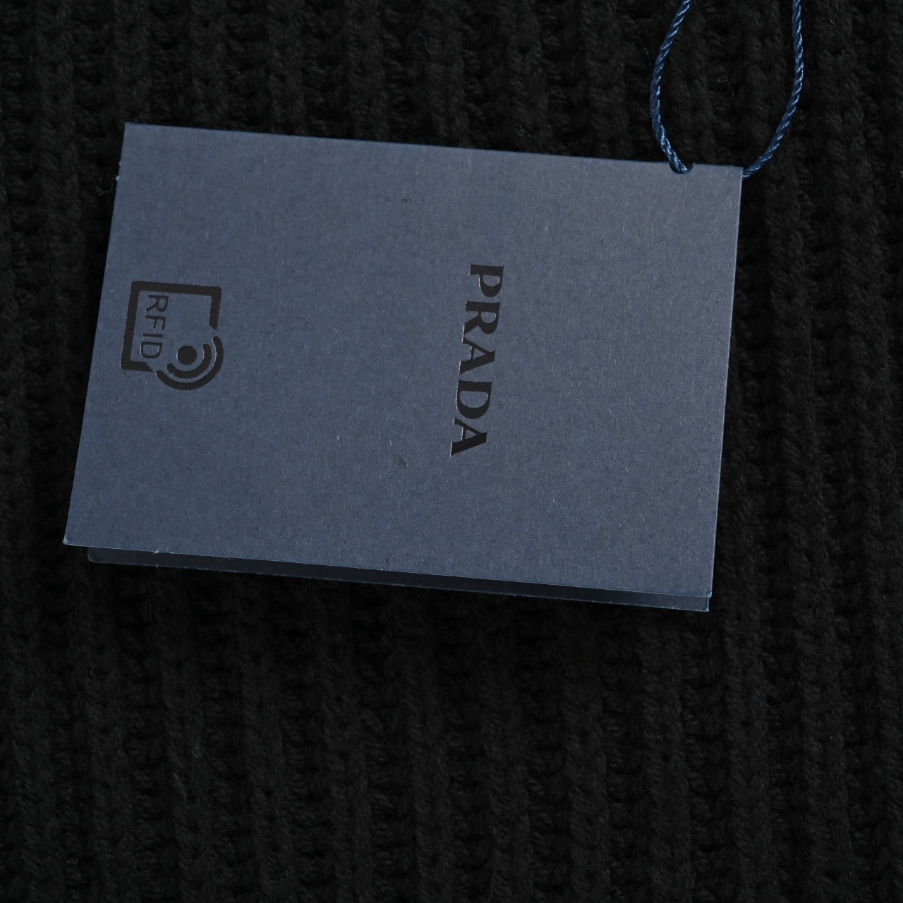 Prada 普拉达 pa倒三角 徽章刺绣 针织毛衣外套黑色