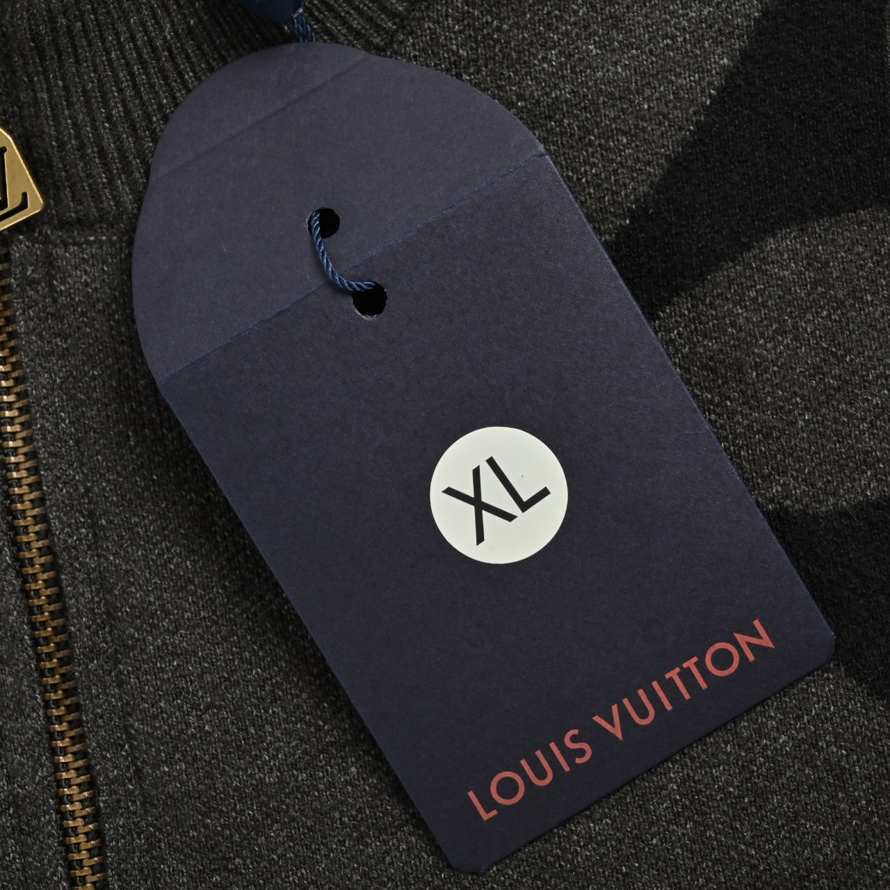 Louis Vuitton/路易威登 25Fw 大号老花字母logo半拉链针织毛衣