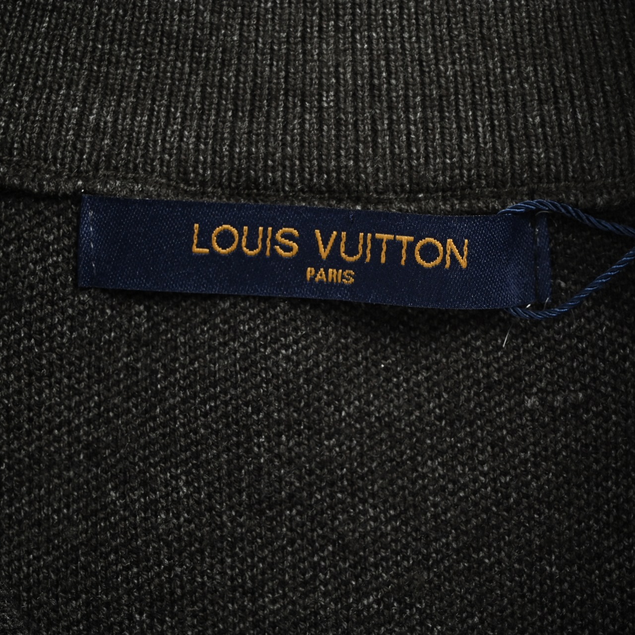 Louis Vuitton/路易威登 25Fw 大号老花字母logo半拉链针织毛衣