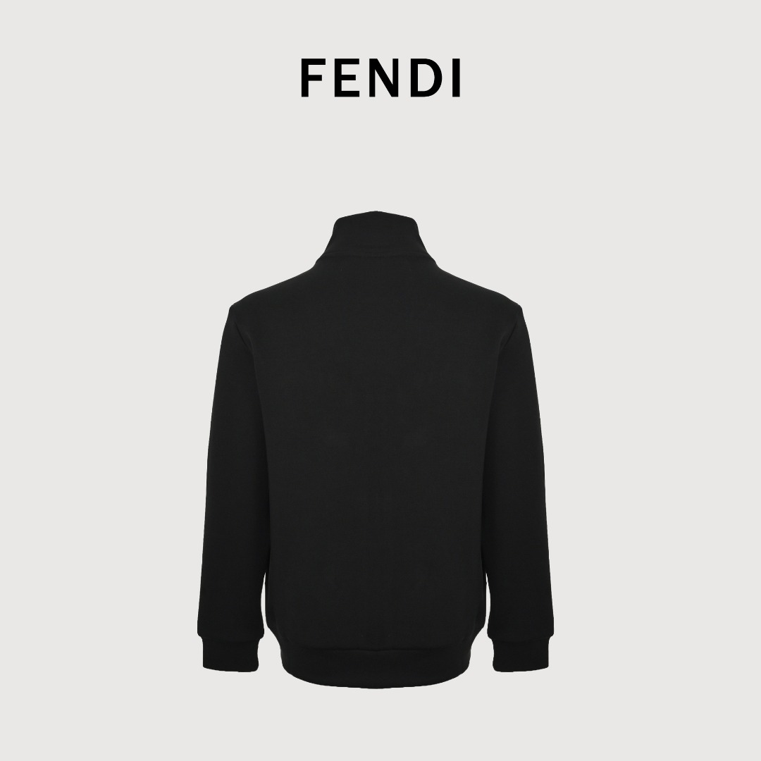 本地自取 💰320
Fendi/芬迪 25FW小怪兽刺绣眼睛拉链立领外套
Fendi/芬迪 2025秋冬最新爆款立领外套 面料精选高支高密双股空气层长绒棉 手感超级舒服 logo精选全进口环保材质 超级漂亮!
颜色:白色,黑色
尺码: M-3XL