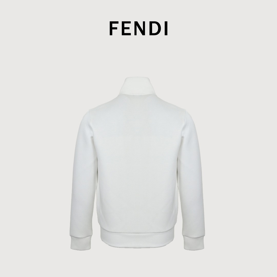 本地自取💰320
Fendi/芬迪 25FW小怪兽刺绣眼睛拉链立领外套
Fendi/芬迪 2025秋冬最新爆款立领外套 面料精选高支高密双股空气层长绒棉 手感超级舒服 logo精选全进口环保材质 超级漂亮!
颜色:白色,黑色
尺码: M-3XL