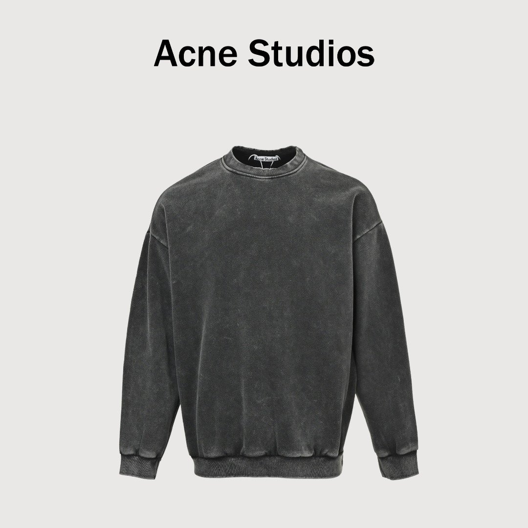 本地自取💰220
Acne Studios 水洗褪色后背小硅胶做旧圆领卫衣

​码数：S M L XL
​颜色：洗水黑