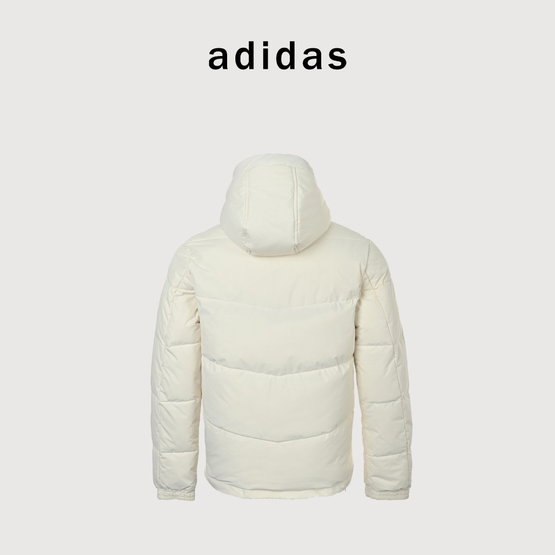 本地自取💰450
Adidas 阿迪达斯 男女情侣款连帽羽绒服
2025年冬季 超级保暖效果贼好,今年冬天一定冷 充绒量足 让这个冬天不在冷了 上身效果非常好 整个身体都保暖了 80%白鸭绒 20%羽毛 锁绒效果好 不拽绒 门襟双道压线 品质看得 任何人都驾驭 衣服胸前经典小Logo经久不衰 柜品质 厚实又保暖 冬天一件足够 做工精细 内里车工走线非常工整 但是这款在保暖上绝对不输给任何羽绒服 它能牢牢锁住温度 长款的造型 温暖到脚脖 女士最爱这样的款式 舒适柔软的用料 贴身透气吸汗 喜欢长款的情侣一定不要错过这款羽绒服 自留款 难得一见 一直到年底都有货
L SIZE:S-XL