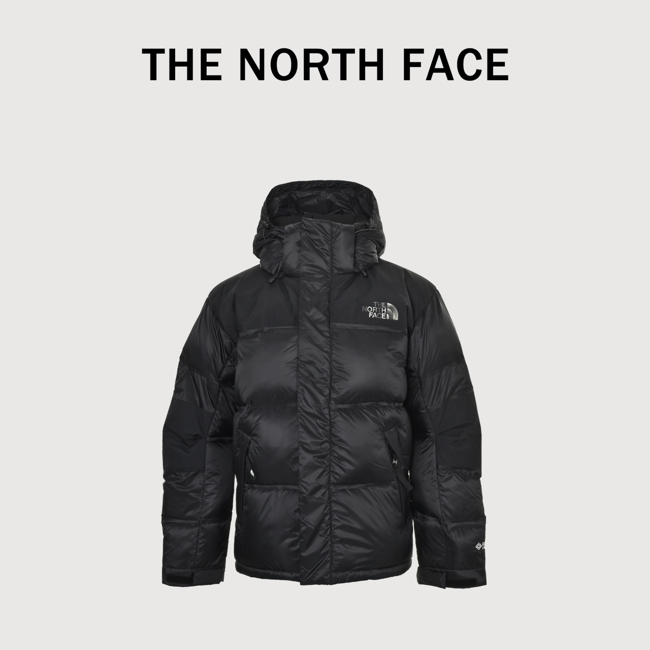 本地自取💰580
THE NORTH FACE 北面/TNF 23SS 巅峰系列97'S 大巅峰限定PRO加强版羽绒夹克
1:1专业复刻!三色齐发，史诗级!重工爆款，北面Tnf巅峰系列极寒功能性Gtx防风防水防雪面料!喜马拉雅，无缝压胶系列羽绒服!各路明星今年带货，关晓彤同款，申敏儿同款!上身超好看!
THE NORTH FACE Summit Pro Down Jacket巅峰系列 拼色拉链连帽长袖含羽绒外套冬季情侣款97'S大巅峰限定PRO加强版羽绒夹克 男女同款①区别于去年款在于此款连帽不可隐藏在衣领里②GORE-TEX面料耐磨耐洗20年穿不坏，可防十级大风中雨中雪防水无压力
③前后胸反光烫印LOGO 实物无论从手感还是视觉都满屏高级
④RDS优质鹅绒鹅绒含量高达90%于常规羽绒来说更轻更暖更蓬
⑤帽子、下摆处有抽绳不同场景选择抽紧阻绝寒气侵入
在北面的高端系列里算是最适合日常穿着的一款！
颜色:拼白 拼绿 拼黑
A0 SIZE:S-XXL