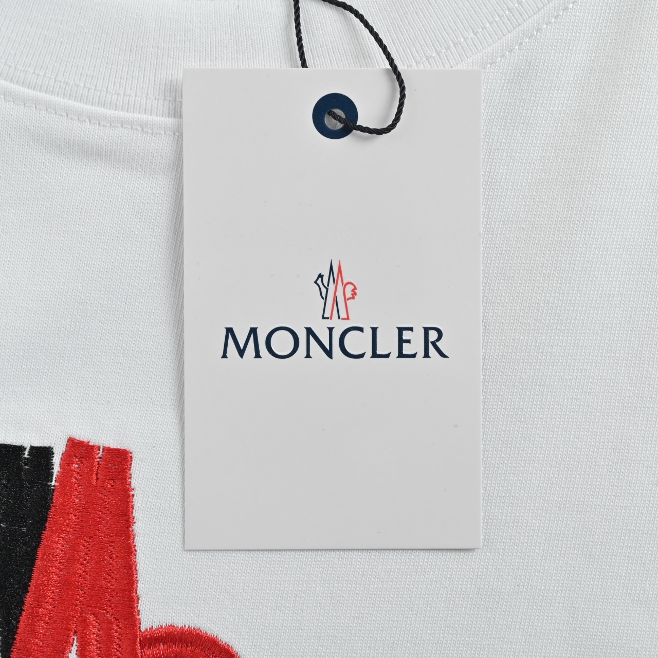 Moncler/蒙口 LOGO立体刺绣 短袖T恤