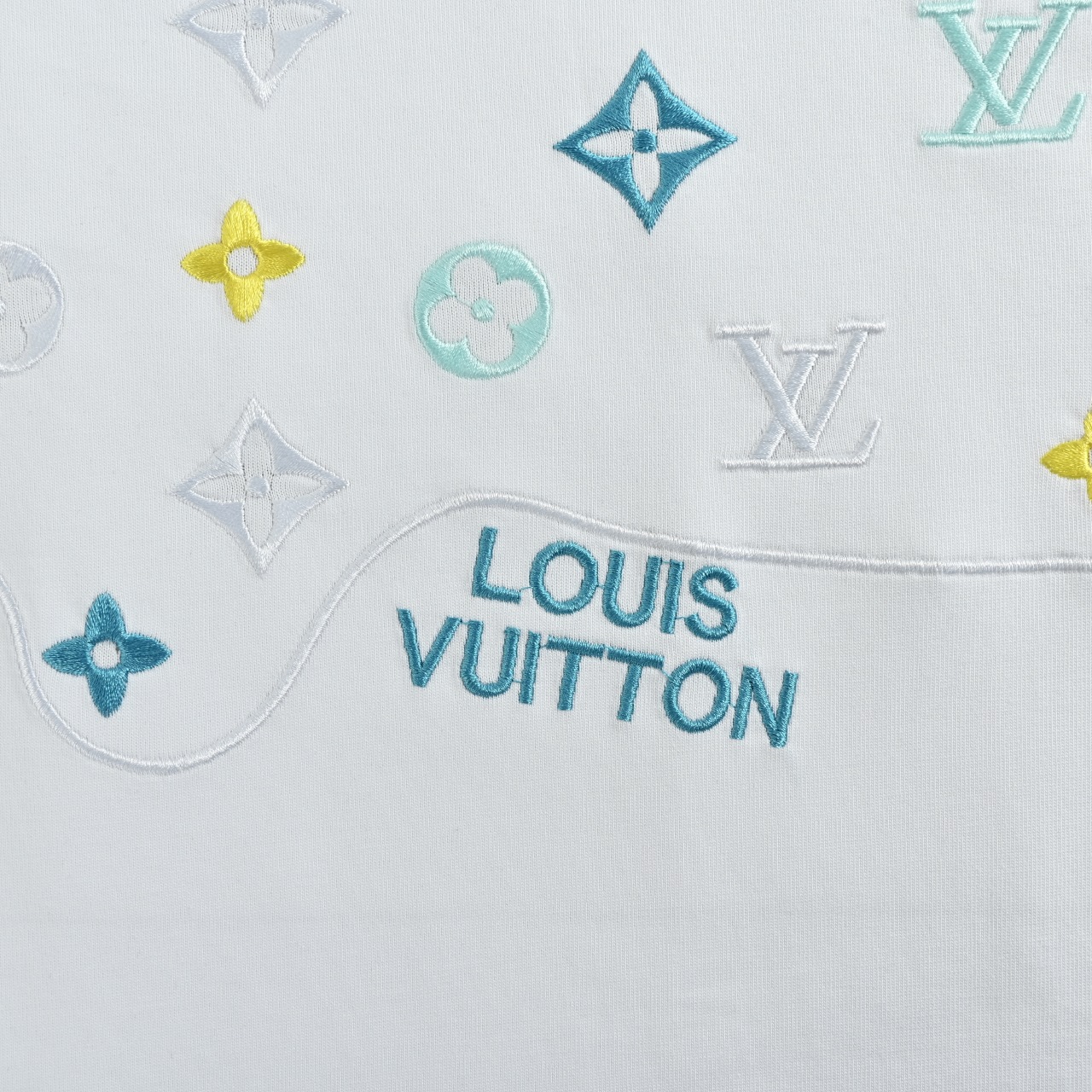 Louis Vuitton/路易威登 26ss 波浪纹拼色老花刺绣字母LOGO短袖