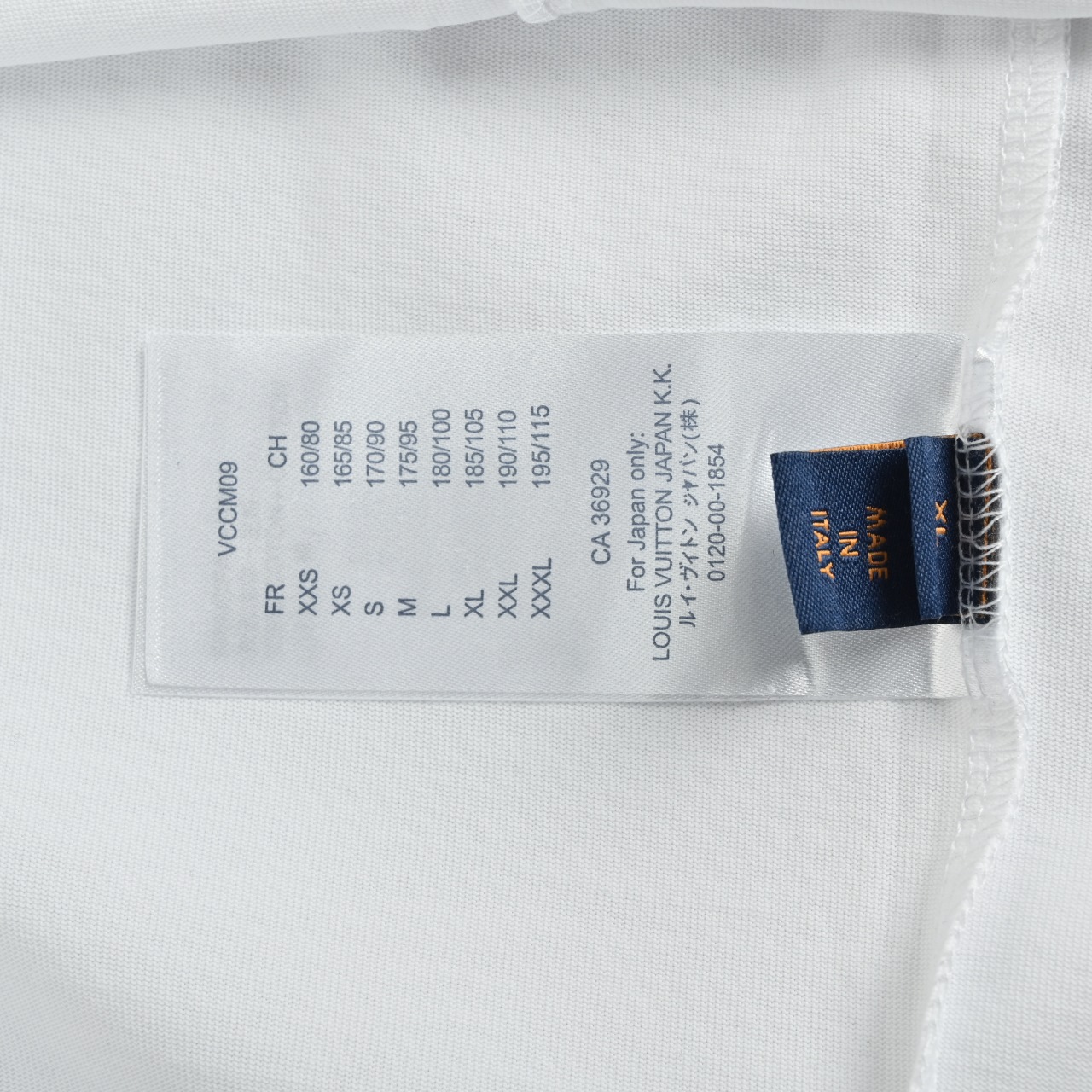 Louis Vuitton 路易威登 26ss 前后皮革字母logo短袖t恤-Chinese wholesaler seller Clothes Bags handbags wholesale Shoes High Quatity wholesaler seller Cheap Sneakers from China Factory Chinese suppliers china wholesale clothing wholesaler seller Louis Vuitton 路易威登 26ss 前后皮革字母logo短袖t恤