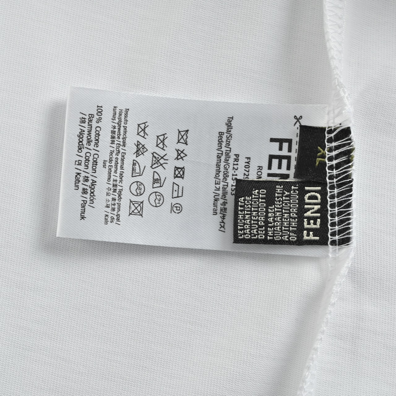 FENDI 芬迪 2026新款 重工刺绣宠物狗F字母logo 男女同款 短袖T恤 FENDI 芬迪 2026新款 重工刺绣宠物狗F字母logo 男女同款 短袖T恤