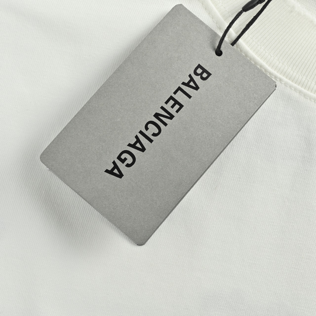 Balenciaga/巴黎世家 26ss 后背麦穗刺绣短袖-Top High Quatity Cheap Sneakers Fashion Clothing Clothes Bags handbags Shoes of all Brand wholesale With The best Quality And Beautiful Price from China Factory Chinese suppliers wholesaler seller Balenciaga/巴黎世家 26ss 后背麦穗刺绣短袖