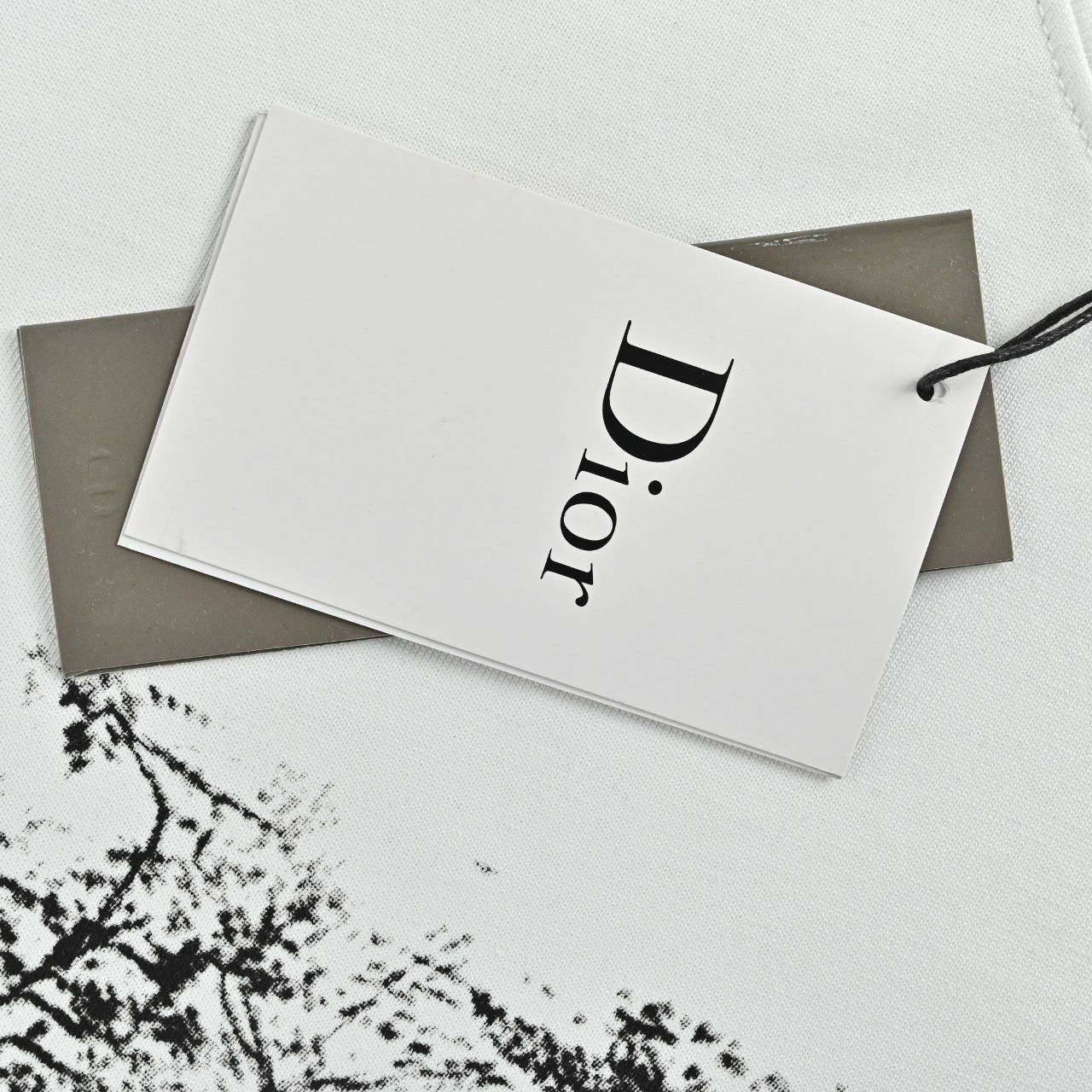 DIOR/迪奥25SS胸前花卉发泡字母logo短袖T恤