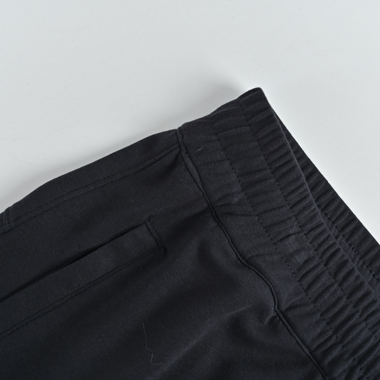 DESCENTE/迪桑特 新款夏季透气长裤 黑色 灰色-Chinese UA Cheap High Quatity Brand Clothes Bags handbags Sneakers wholesale wholesaler seller from China Factory suppliers Fashion Clothing Shoes best Quality Beautiful Price DESCENTE/迪桑特 新款夏季透气长裤 黑色 灰色
