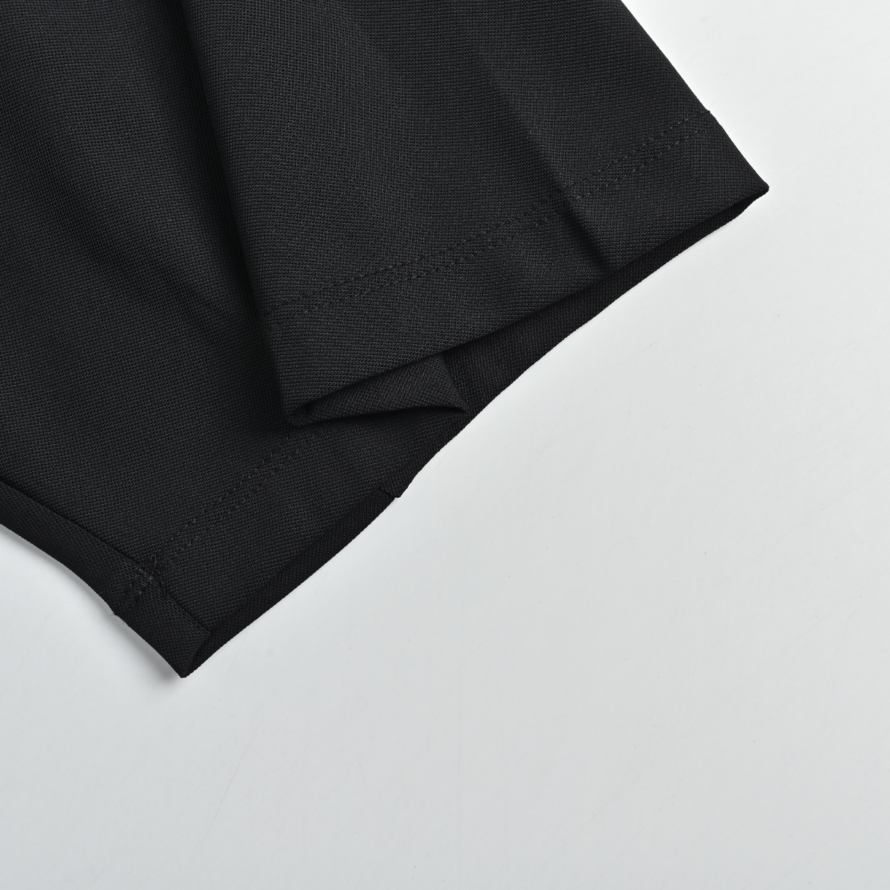 DESCENTE/迪桑特 硅胶小标运动 短袖Polo衫 黑色 浅灰-Chinese UA Cheap High Quatity Brand Clothes Bags handbags Sneakers wholesale wholesaler seller from China Factory suppliers Fashion Clothing Shoes best Quality Beautiful Price DESCENTE/迪桑特 硅胶小标运动 短袖Polo衫 黑色 浅灰