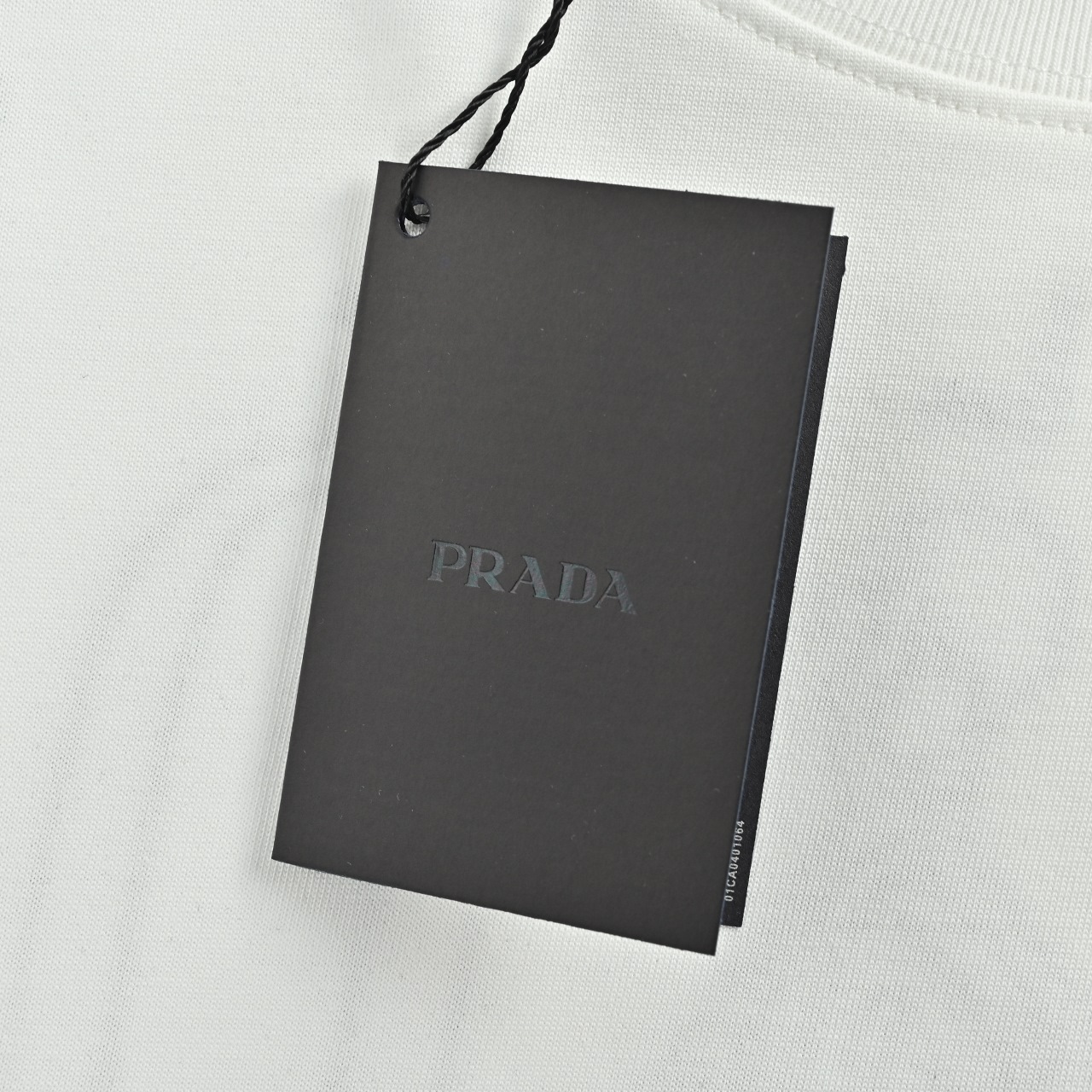 Prada 普拉达 26ss 小人刺绣字母短袖-Chinese UA Cheap High Quatity Brand Clothes Bags handbags Sneakers wholesale wholesaler seller from China Factory suppliers Fashion Clothing Shoes best Quality Beautiful Price Prada 普拉达 26ss 小人刺绣字母短袖