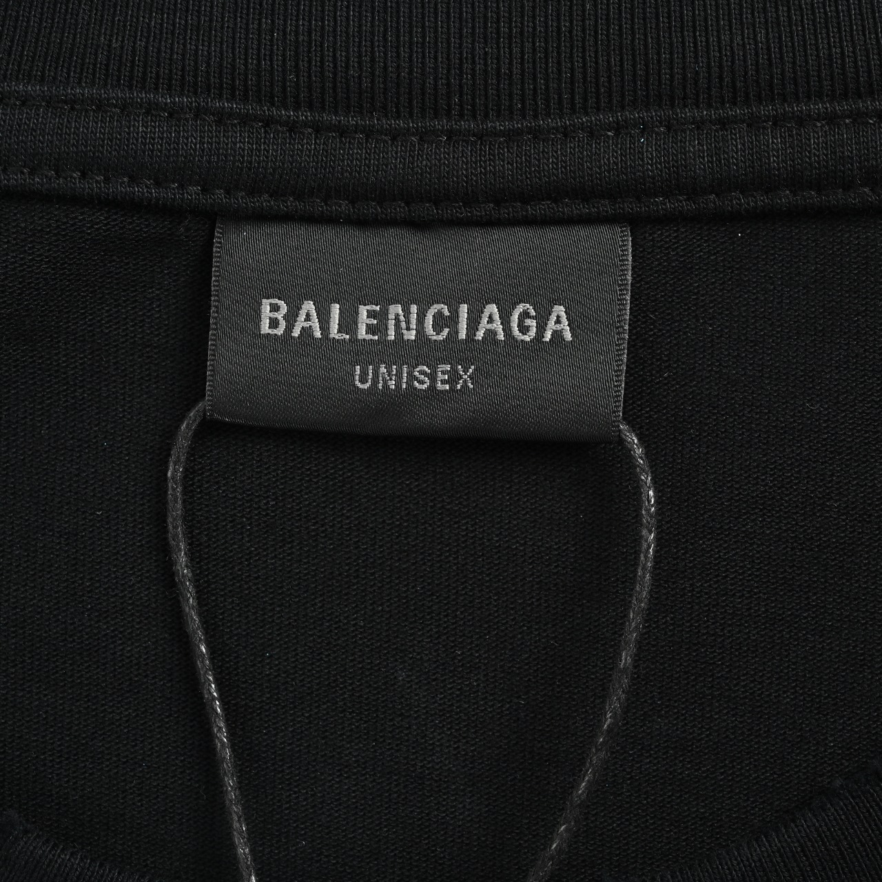 Balenciaga/巴黎世家 红蓝涂鸦门款水洗破洞短袖T恤 暗黑摇滚风