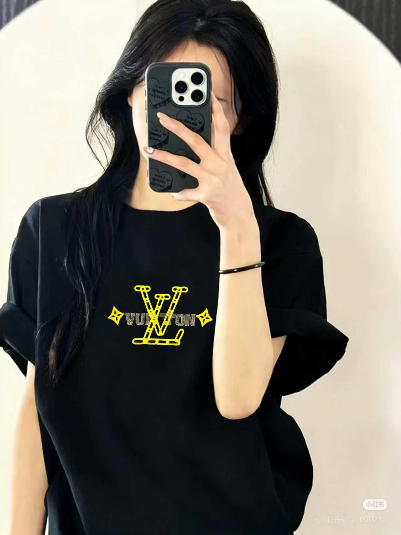 Louis Vuitton/路易威登 26ss 数码发泡四叶草字母logo短袖 上身效果#