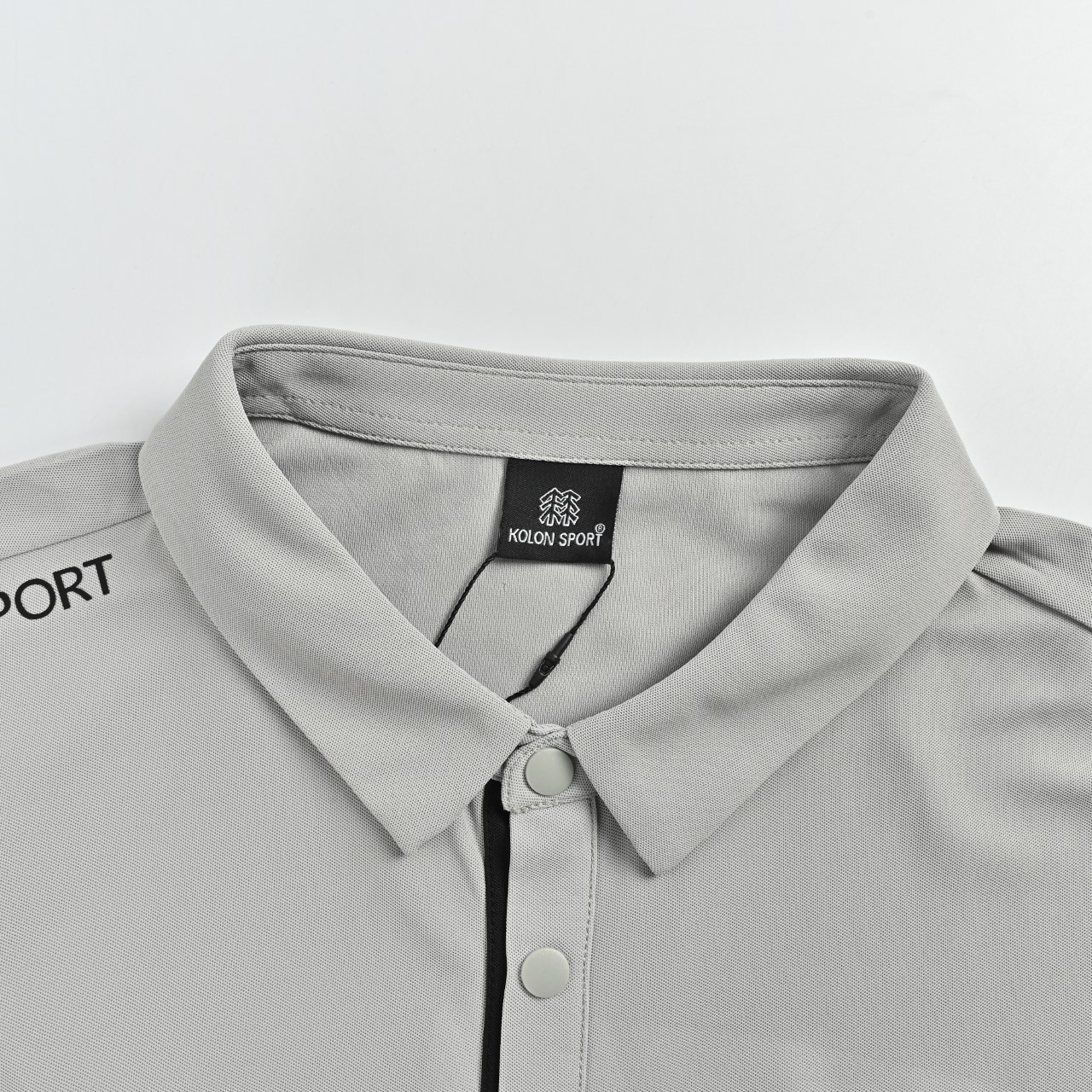 KOLON SPORT/可隆 硅胶小标运动 短袖Polo衫 黑色 浅灰-Top High Quatity Cheap Sneakers Fashion Clothing Clothes Bags handbags Shoes of all Brand wholesale With The best Quality And Beautiful Price from China Factory Chinese suppliers wholesaler seller KOLON SPORT/可隆 硅胶小标运动 短袖Polo衫 黑色 浅灰
