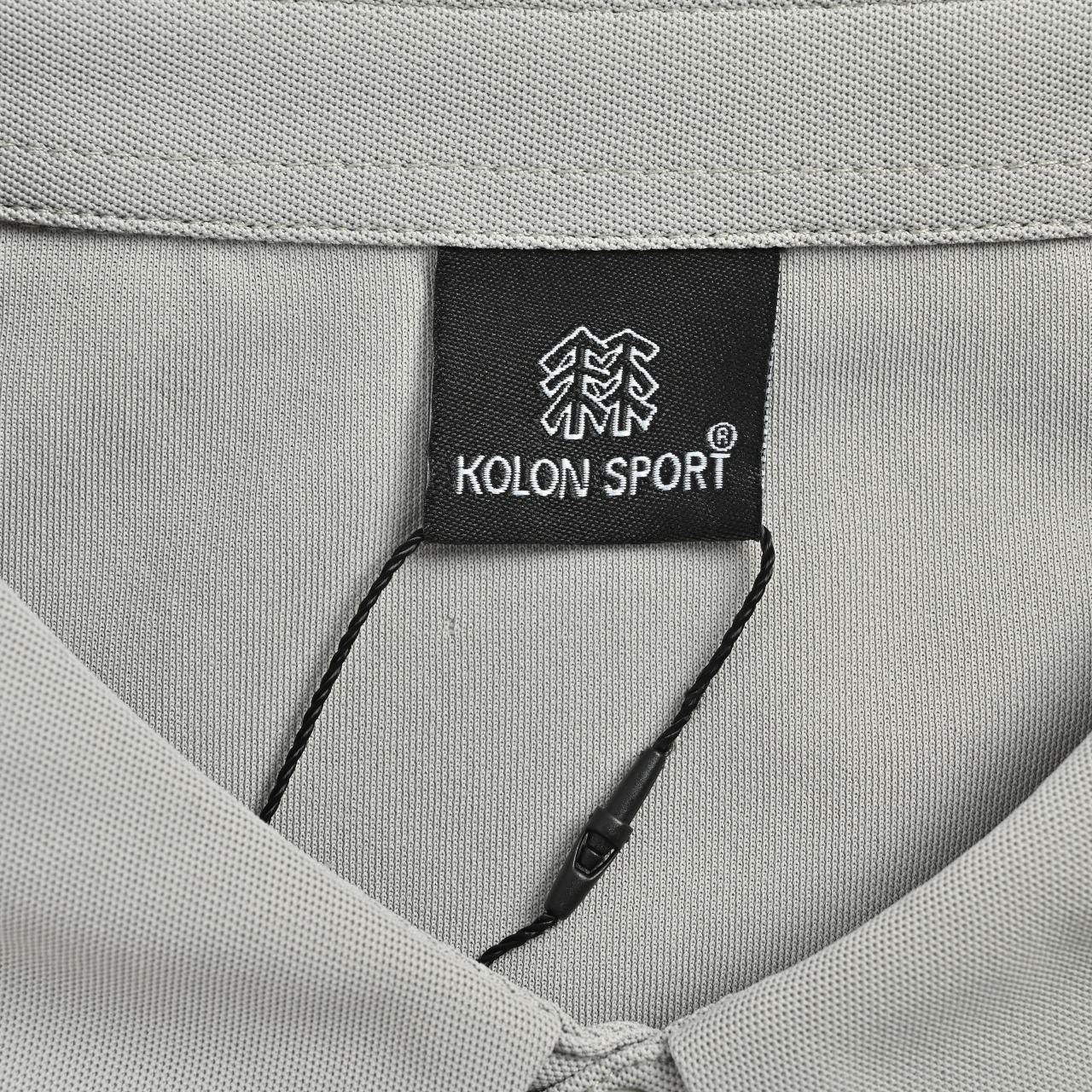 KOLON SPORT/可隆 硅胶小标运动 短袖Polo衫 黑色 浅灰-Top High Quatity Cheap Sneakers Fashion Clothing Clothes Bags handbags Shoes of all Brand wholesale With The best Quality And Beautiful Price from China Factory Chinese suppliers wholesaler seller KOLON SPORT/可隆 硅胶小标运动 短袖Polo衫 黑色 浅灰