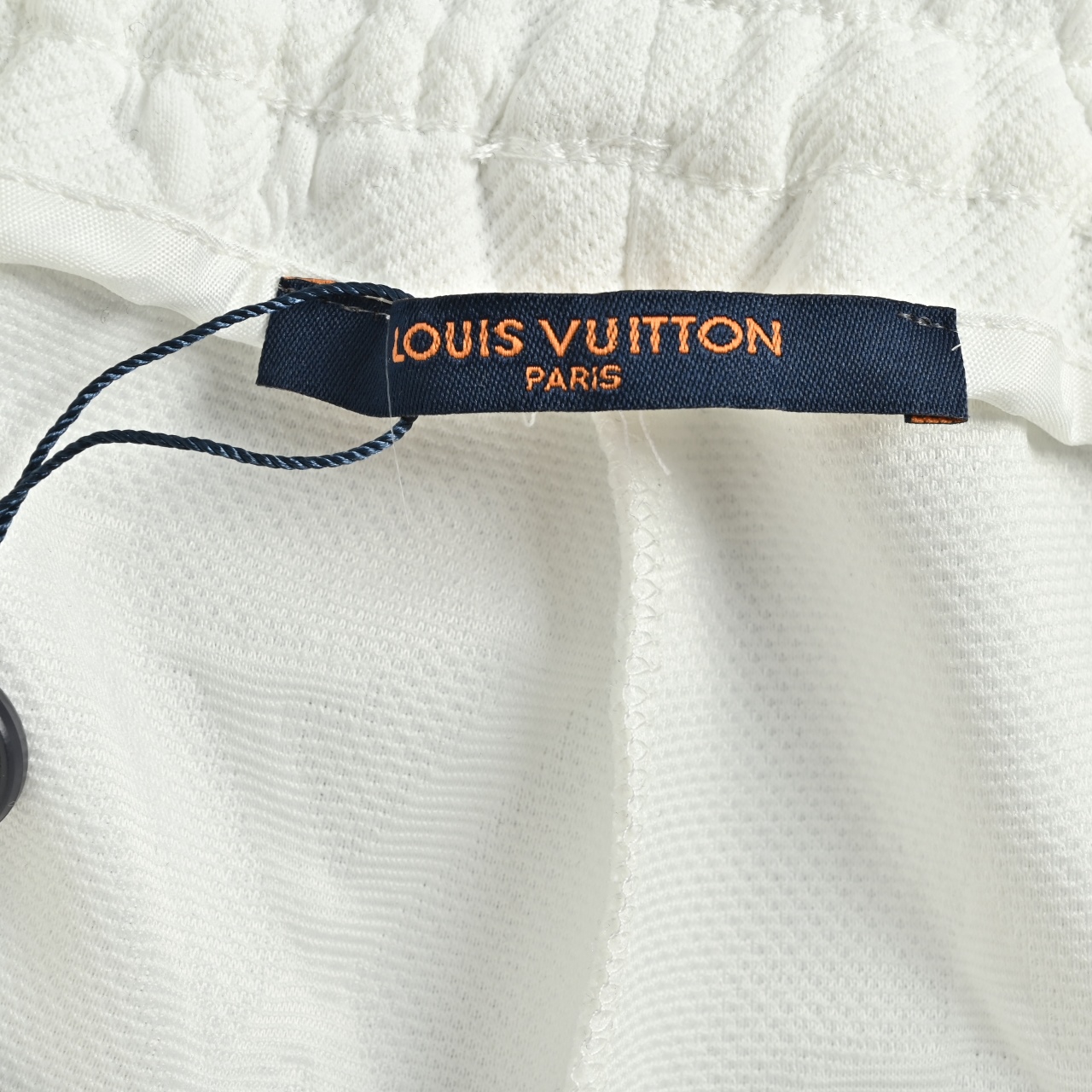 LOUIS VUITTON/路易威登LV 26SS 满印提花logo短裤-Chinese UA Cheap High Quatity Brand Clothes Bags handbags Sneakers wholesale wholesaler seller from China Factory suppliers Fashion Clothing Shoes best Quality Beautiful Price LOUIS VUITTON/路易威登LV 26SS 满印提花logo短裤