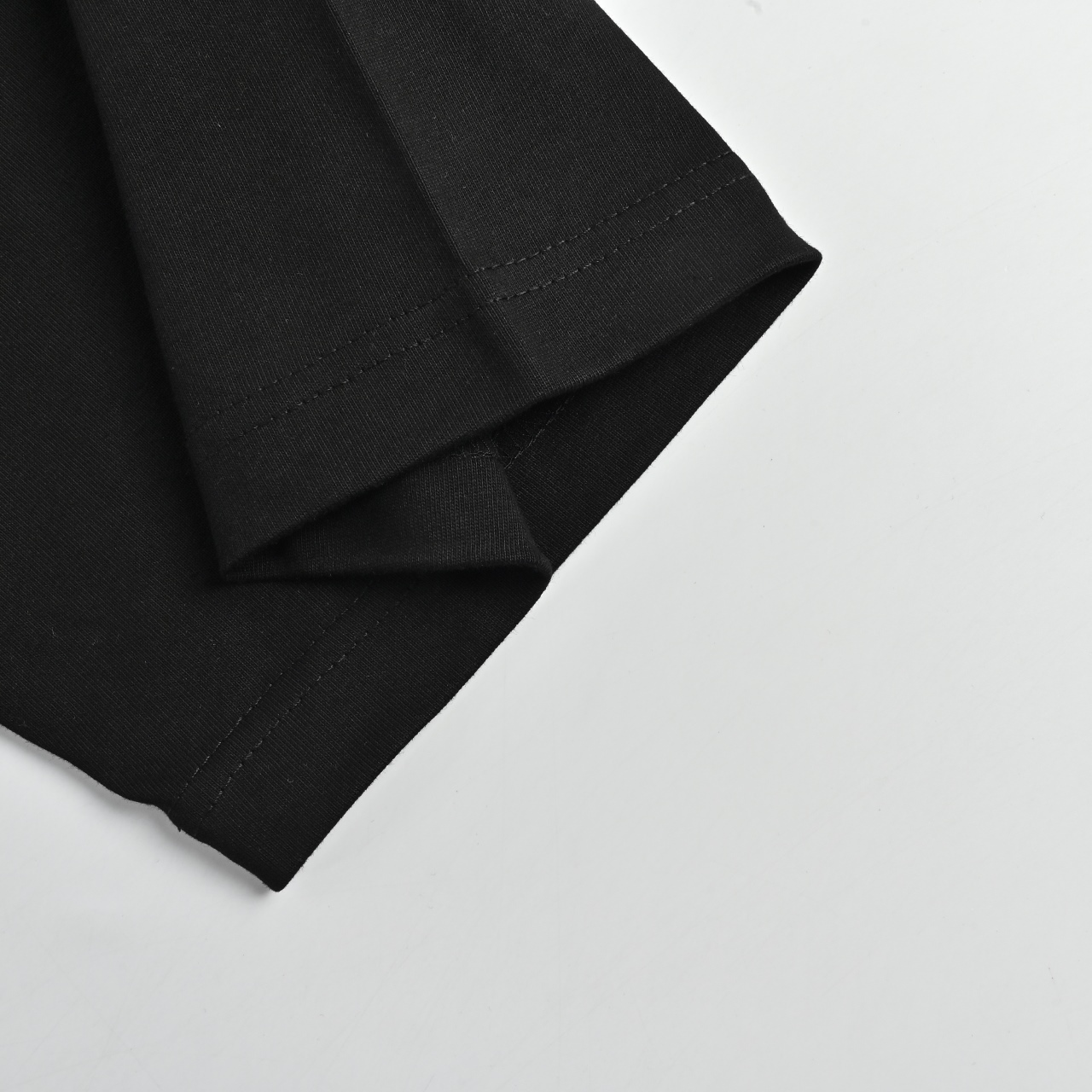WE11DONE 24SS 夏季新款重工艺象牙珍珠烫钻字母短袖T恤衫