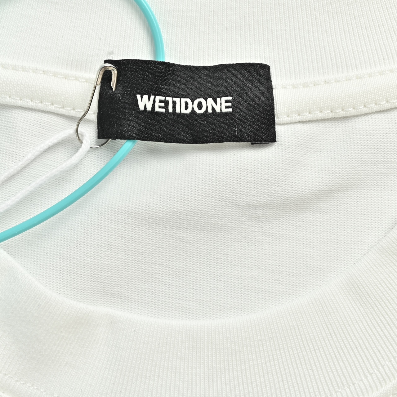 WE11DONE 23SS夏季新款爱心字母硅胶立体印花T恤 白色-Top High Quatity Cheap Sneakers Fashion Clothing Clothes Bags handbags Shoes of all Brand wholesale With The best Quality And Beautiful Price from China Factory Chinese suppliers wholesaler seller WE11DONE 23SS夏季新款爱心字母硅胶立体印花T恤 白色