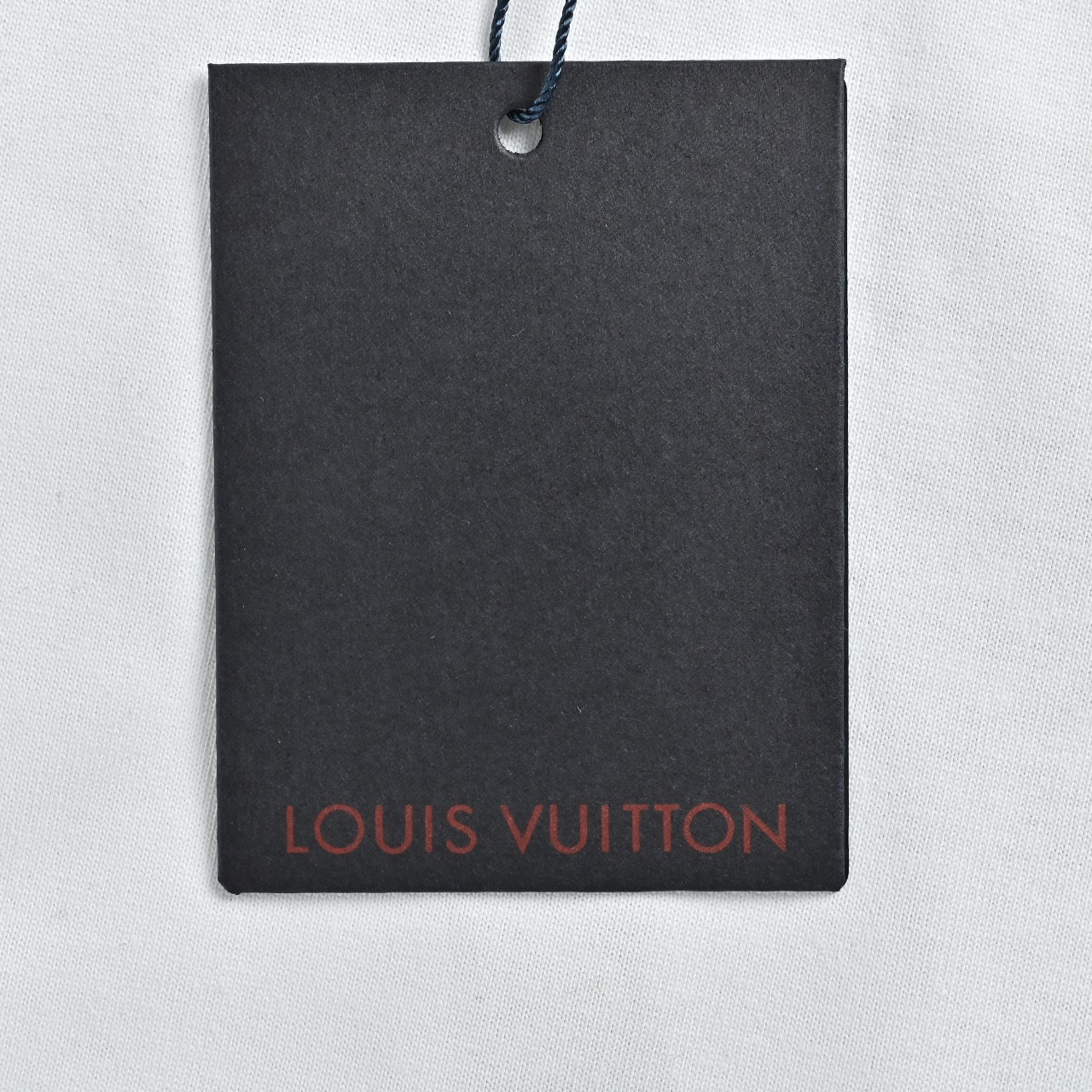 Louis Vuitton/路易威登 喷墨老花线条logo刺绣短袖-莆田鞋,莆田鞋货源,高仿鞋,高仿鞋货源,安福档口,莆田高仿鞋,莆田鞋批发,高仿鞋批发,莆田高仿运动鞋,高仿运动鞋,莆田运动鞋 Louis Vuitton/路易威登 喷墨老花线条logo刺绣短袖