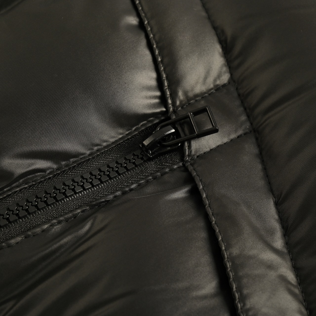 Nike / 耐克 经典硅胶小钩Sportswear Down—Fill Windrunner 立领飞行夹克羽绒棉服棉衣 黑色 军绿色