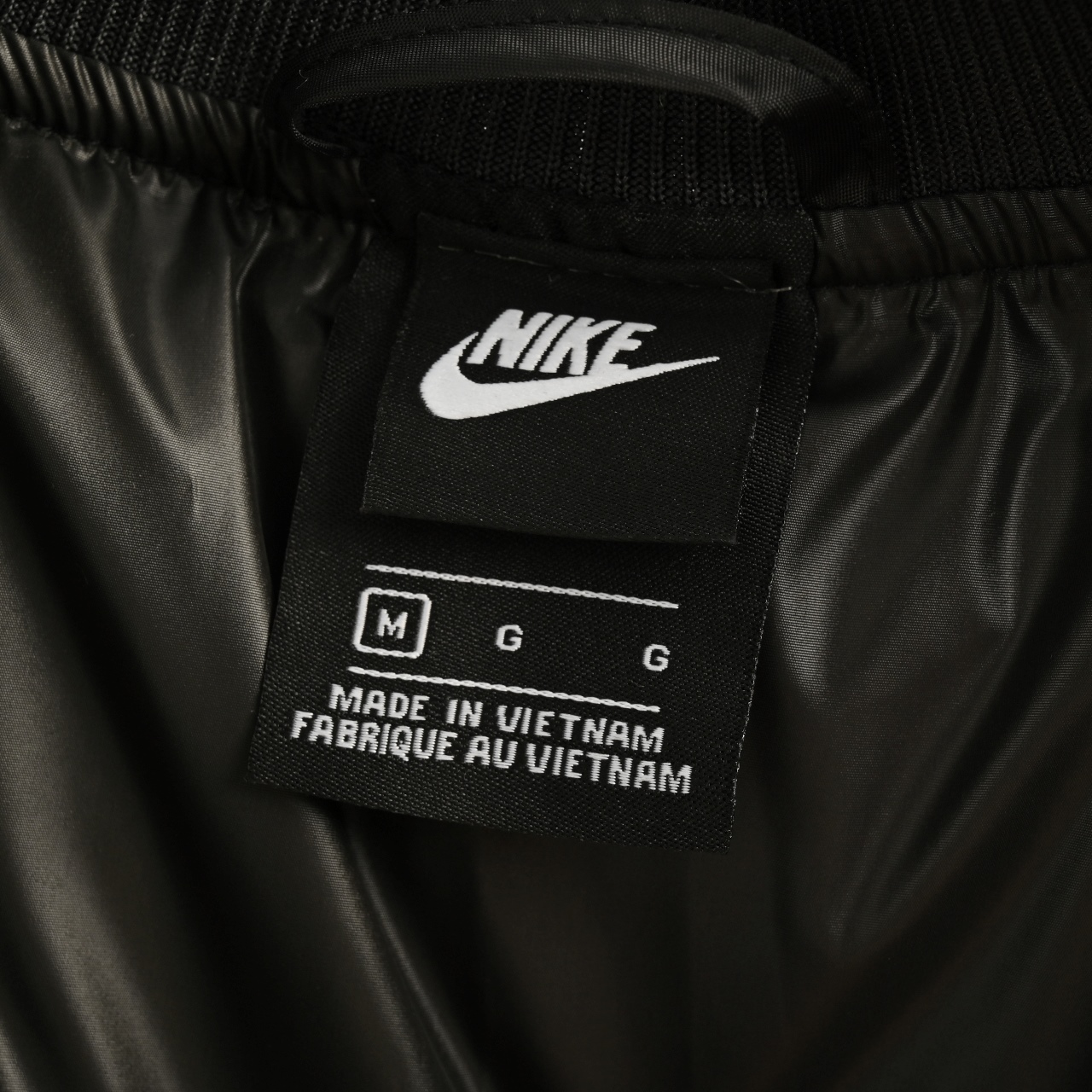 Nike / 耐克 经典硅胶小钩Sportswear Down—Fill Windrunner 立领飞行夹克羽绒棉服棉衣 黑色 军绿色