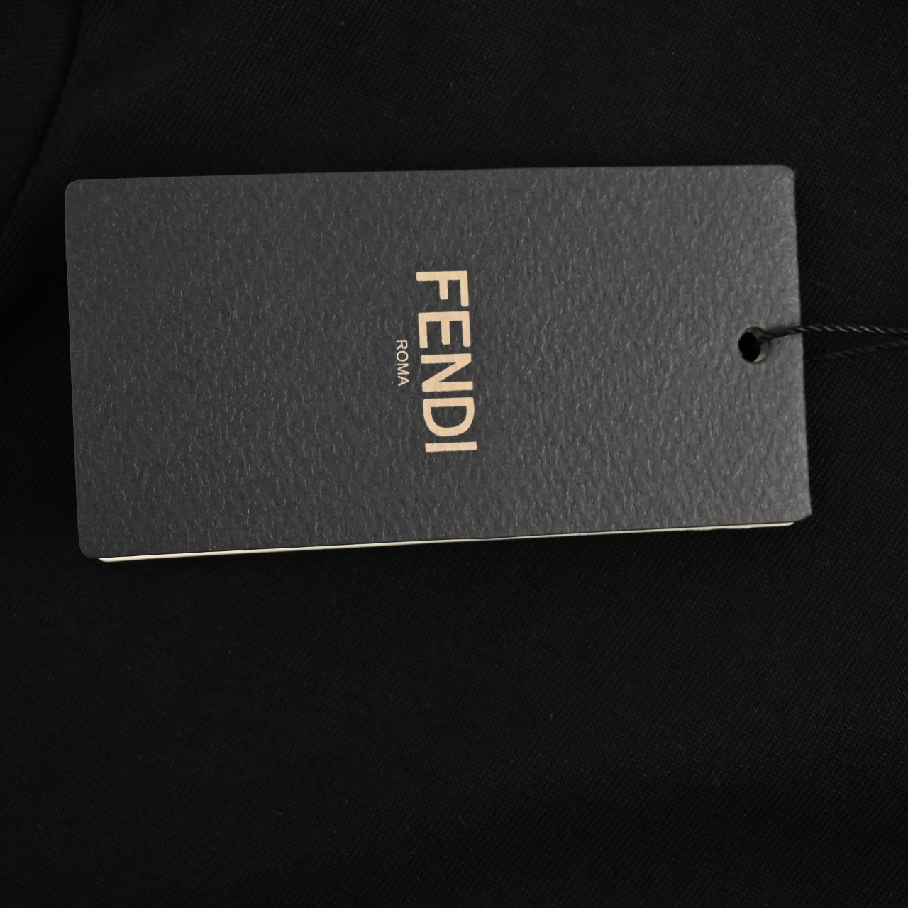 Fendi 芬迪 FD 彩色刺绣ff字母图案 短袖T恤 黑色 白色