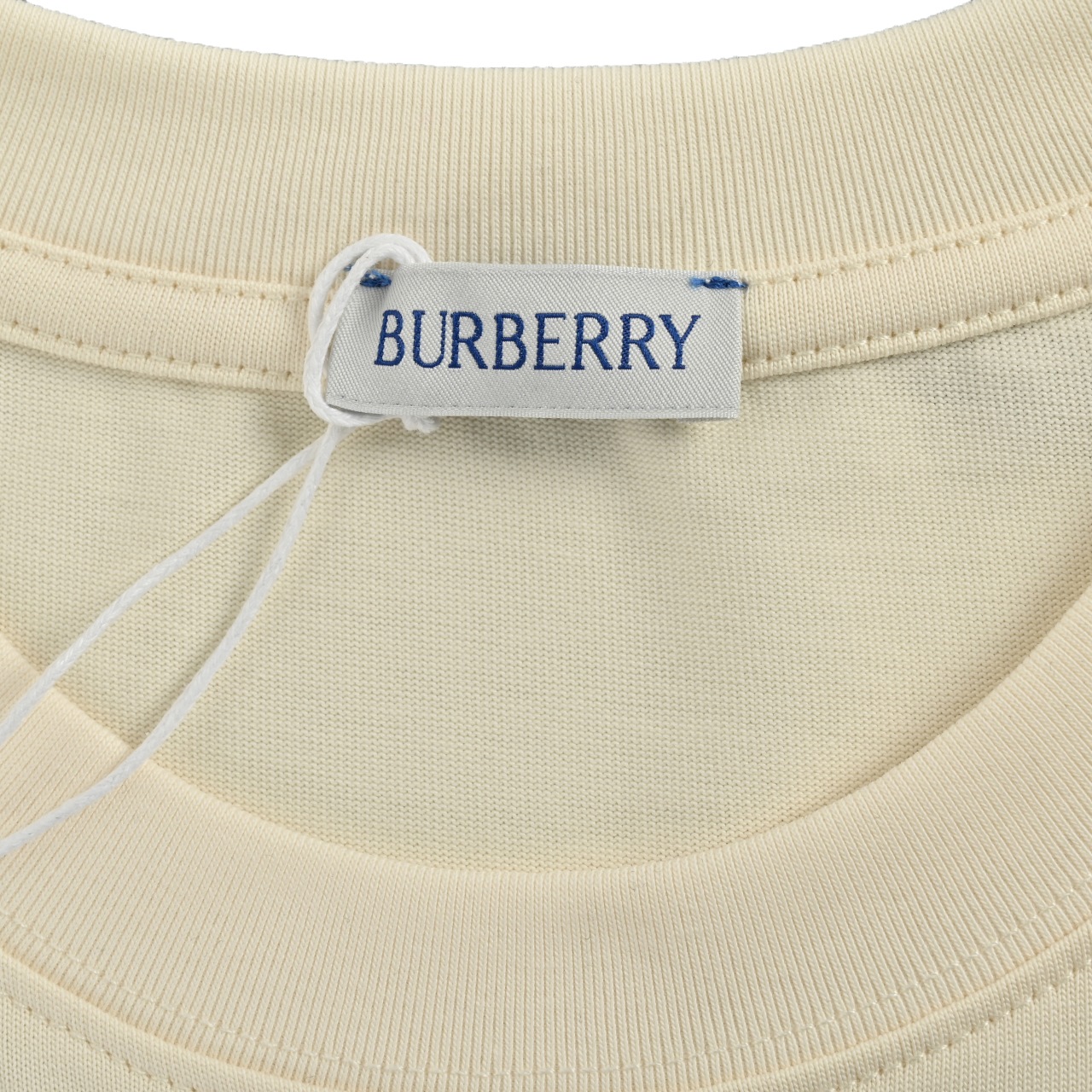 BURBERRY/巴宝莉BBR 雏菊字幕 短袖T恤