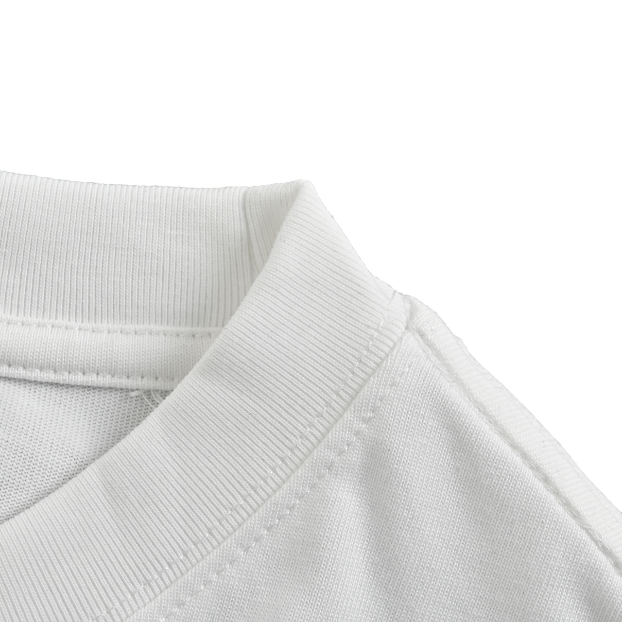 Balenciaga巴黎世家 FW24 3b滑雪 SKIWEAR系列 Logo刺绣圆领短袖 常规版型T恤
