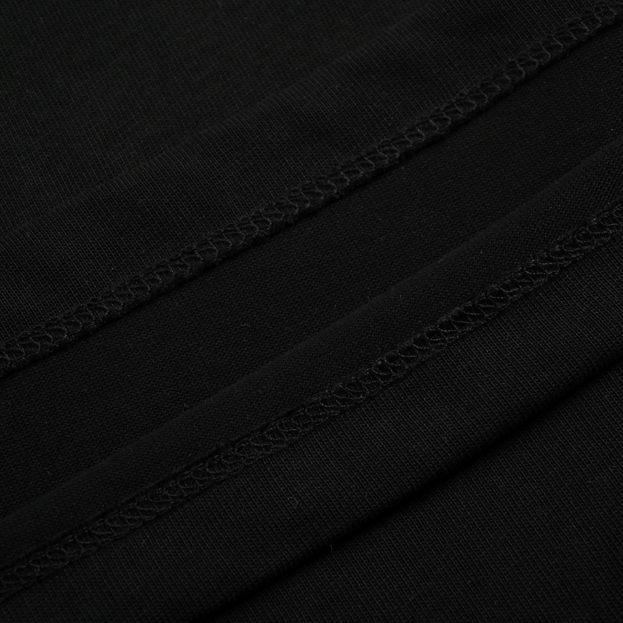 Balenciaga巴黎世家 FW24 3b滑雪 SKIWEAR系列 Logo刺绣圆领短袖 常规版型T恤
