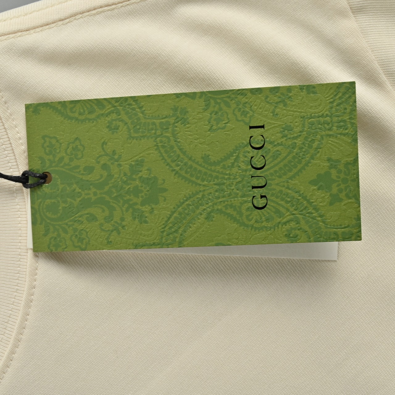 Gucci 古驰 25SS 胸前刺绣小熊 短袖T恤 榻榻米绣花工艺针数密度饱满