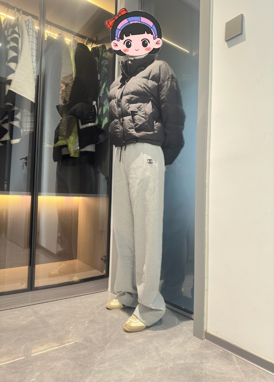 Chanel/香奈儿 经典刺绣双C 阔腿长裤
上身效果#