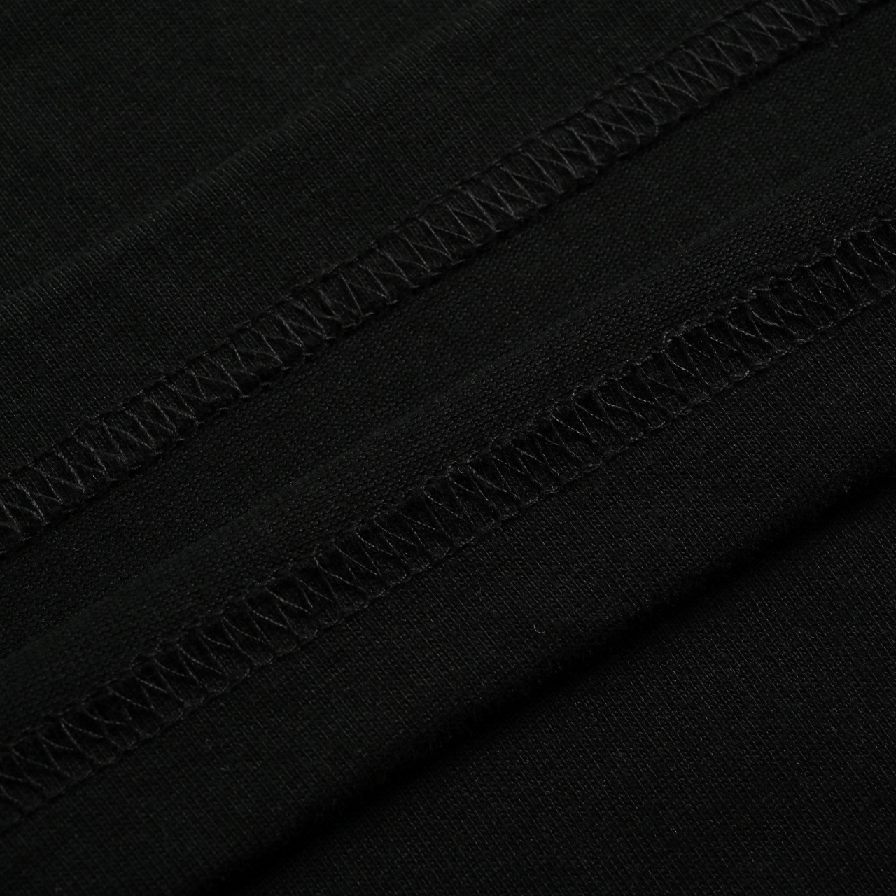 Burberry/巴宝莉 BBR 25ss 白色横条战马印花短袖