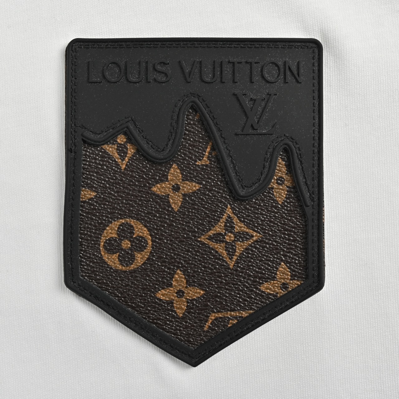 LOUIS VUITTON/路易威登LV 刺绣徽标短袖T恤