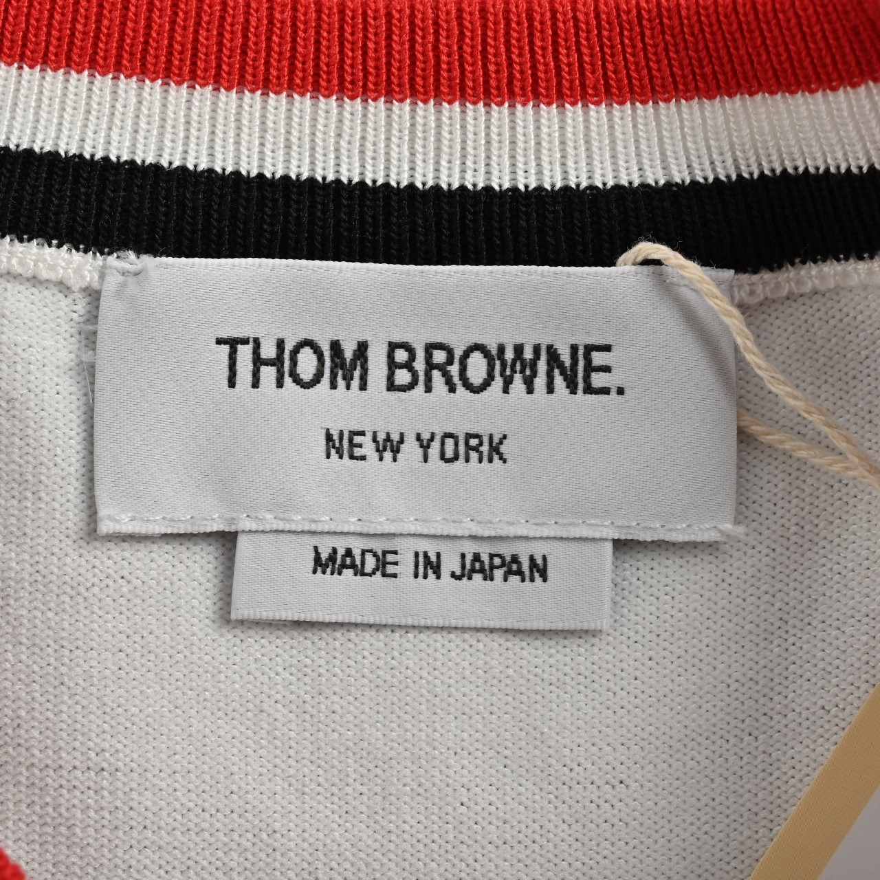 ThomBrowne/汤姆布朗 TB 领口三色简约针织圆领短袖 TB经典版型
