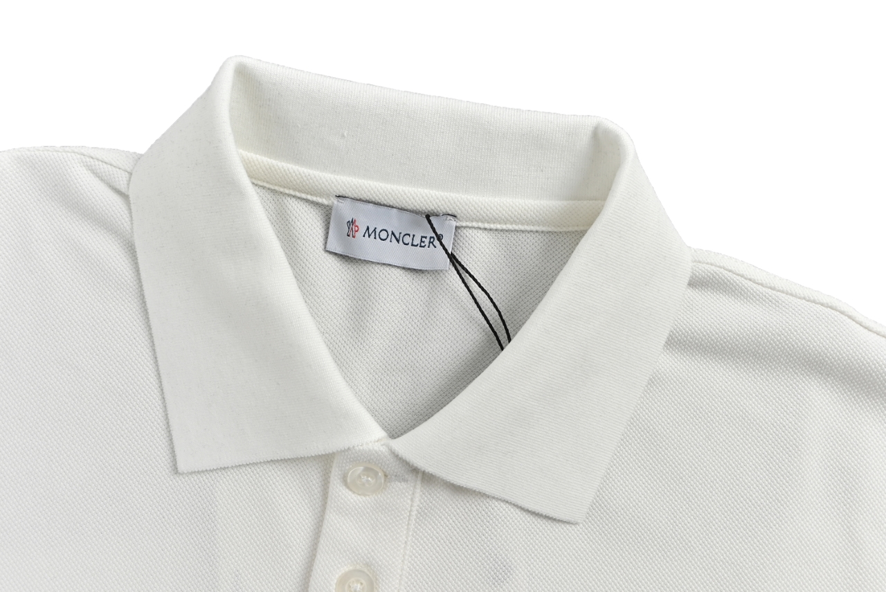 Moncler/蒙口 经典徽章刺绣Polo短袖