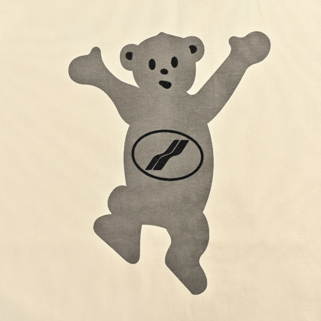 We11 done 数据款刘宇宁明星同款双面小熊植绒印花短袖T恤-Chinese UA Cheap High Quatity Brand Clothes Bags handbags Sneakers wholesale wholesaler seller from China Factory suppliers Fashion Clothing Shoes best Quality Beautiful Price We11 done 数据款刘宇宁明星同款双面小熊植绒印花短袖T恤