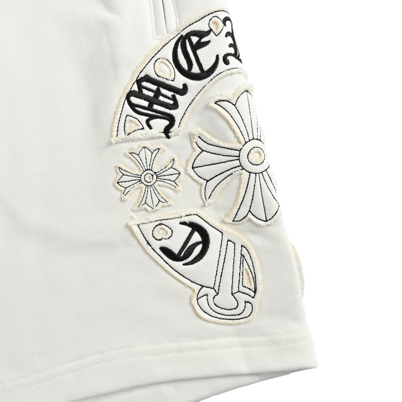 Chrome Hearts/克罗心 24ss 贴布十字梵文卷轴刺绣短裤