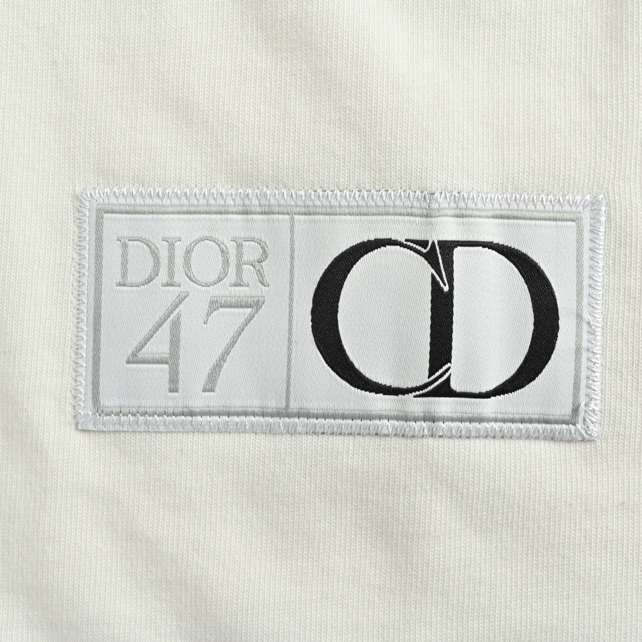 Dior/迪奥 25ss CD47字母印花短袖-High Quatity Cheap Brand wholesale wholesaler seller Clothes Bags handbags Sneakers Top Fashion Clothing Shoes from China Factory Chinese suppliers best Quality Beautiful Price Dior/迪奥 25ss CD47字母印花短袖