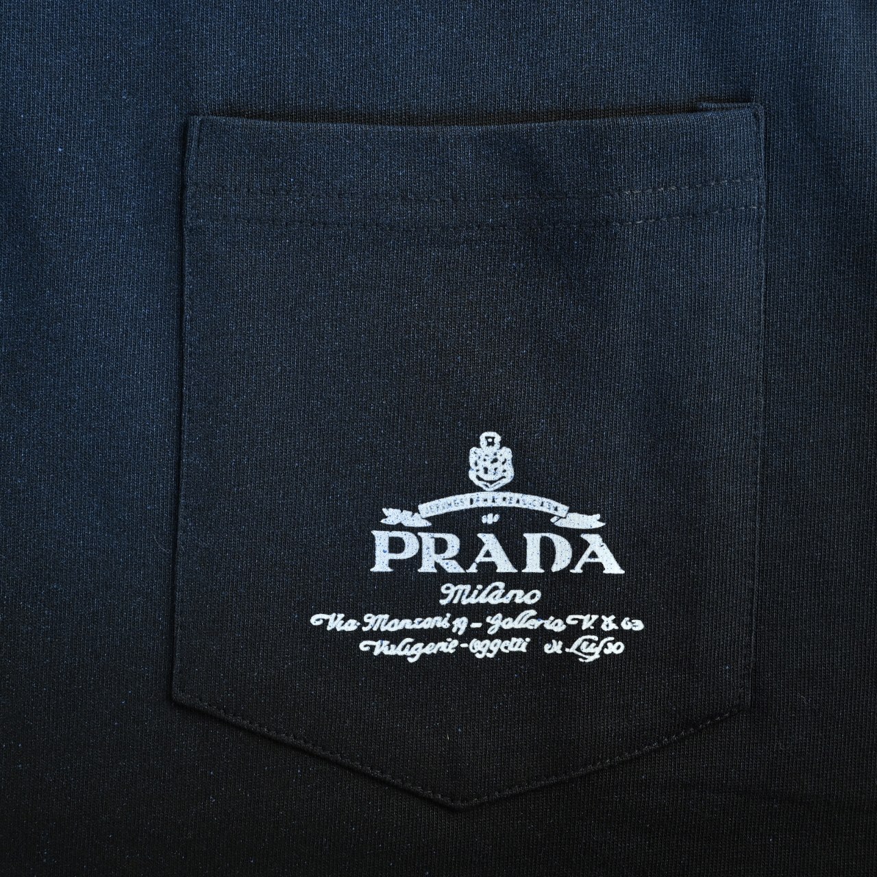 PRADA普拉达PRD 渐变口袋印花 短袖T恤-Chinese UA Cheap High Quatity Brand Clothes Bags handbags Sneakers wholesale wholesaler seller from China Factory suppliers Fashion Clothing Shoes best Quality Beautiful Price PRADA普拉达PRD 渐变口袋印花 短袖T恤