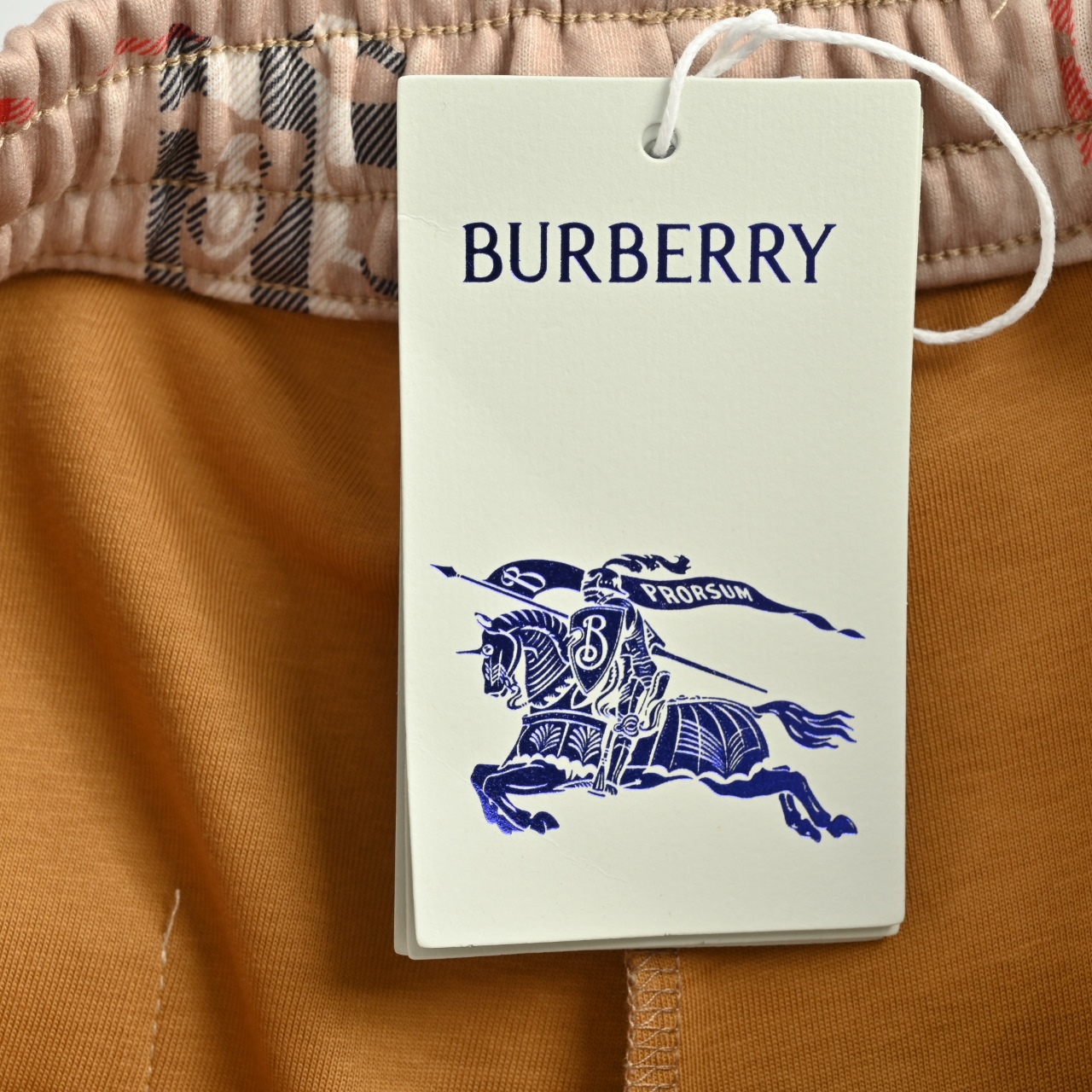 BURBERRY/巴宝莉BBR 格纹战马 印花短裤 BURBERRY/巴宝莉BBR 格纹战马 印花短裤