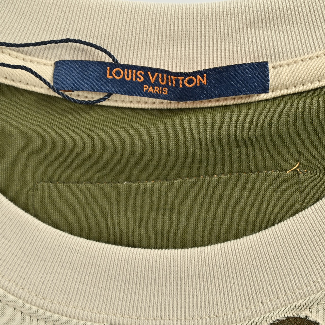 Louis Vuitton/路易威登 满印镂空圆领短袖T恤