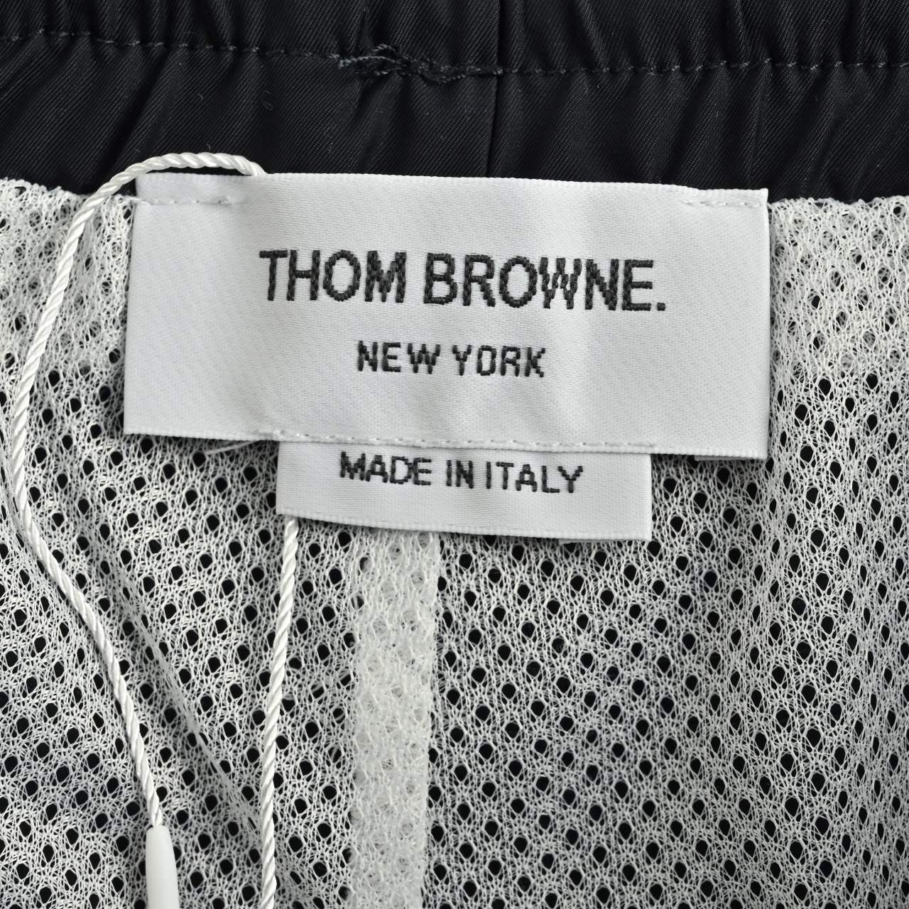 Thom Browne/汤姆布朗 25ss 条纹织带沙滩短裤