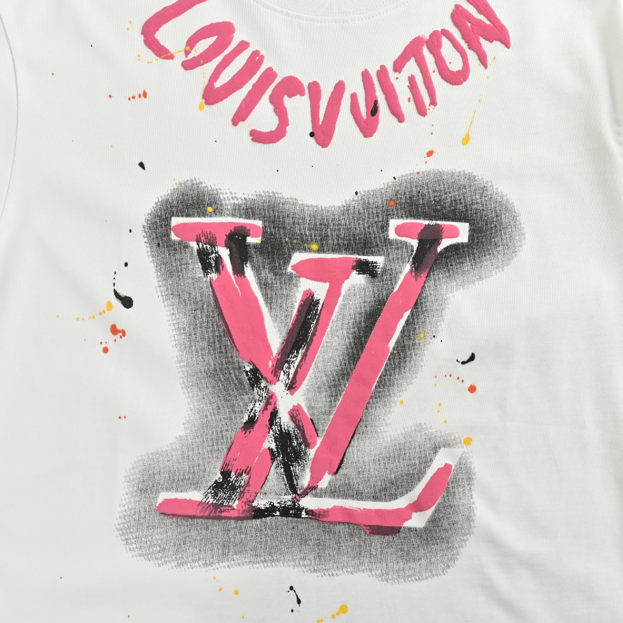 LouisVuitton/路易威登 25ss 涂鸦logo印花短袖T恤 白色 黑色