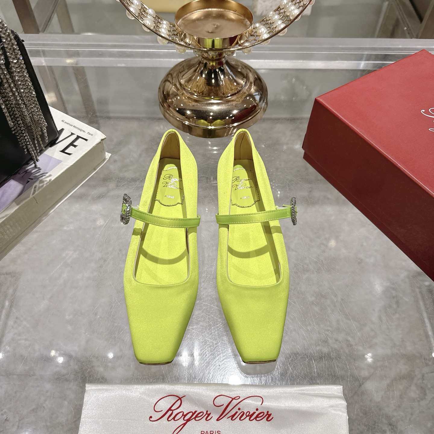 French Retro Charm: Roger Vivier RV 25ss White Mary Jane Ballerina Shoes with Original Silk and Gold Schwarlow Drill