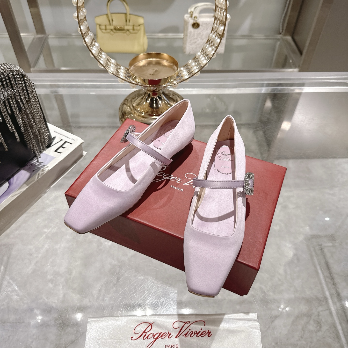 French-made RV 25ss Mary Jane shoes with elegant design, silk material, sheepskin lining, and original gold details. - 图片 6