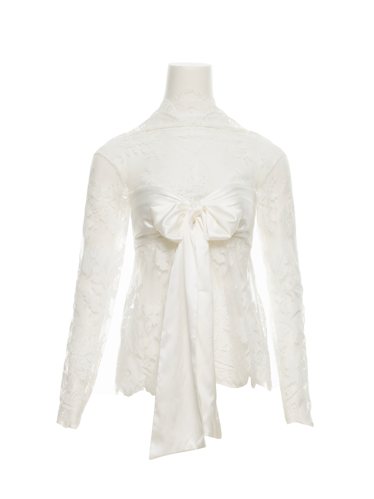 Crafted of delicate illustration lace